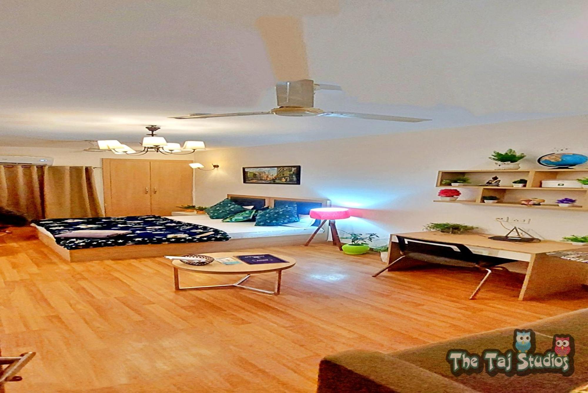 Top Luxury & Couple Friendly Stay Gp By Taj Suites & Studios #New Year Party & Stay Noida Exterior foto